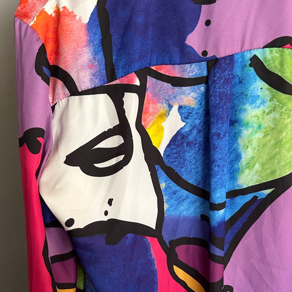 Multicolor Abstract Print Button-Up Shirt - Picture 7 of 8